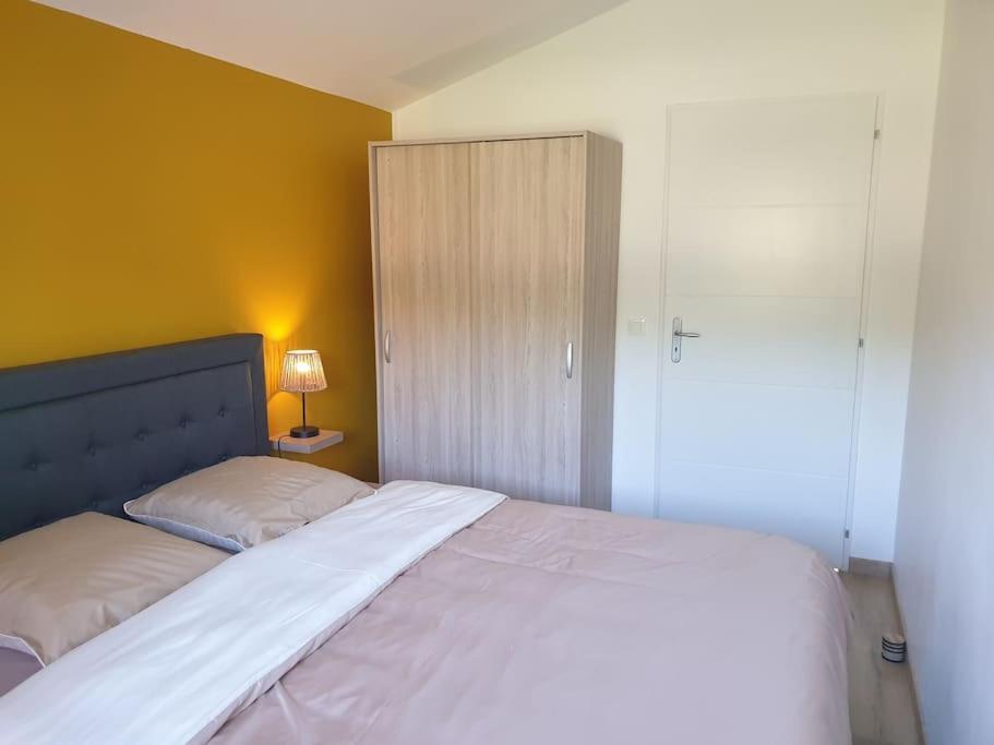 Appartement Et Piscine L'ecrin Aux Oliviers En Cevennes *
